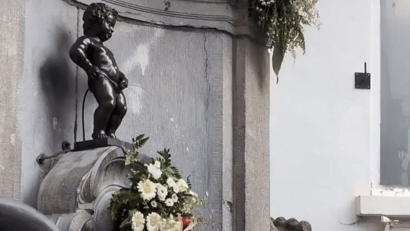 Brussels Pissing Statue